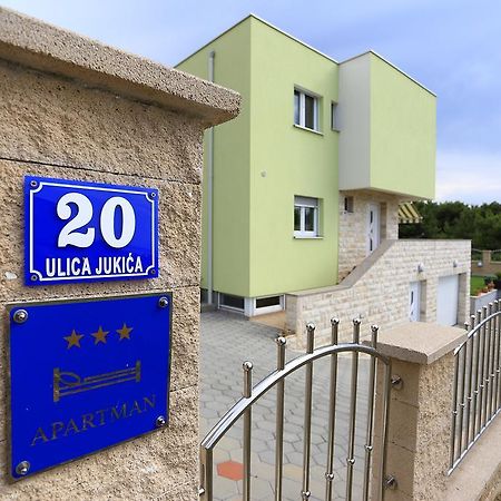 Apartments Loncar Zara Esterno foto